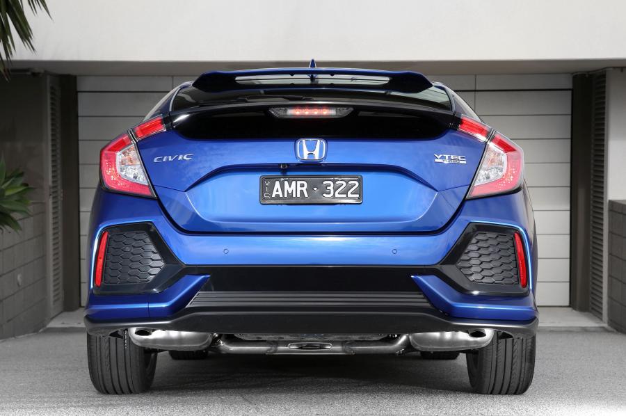 Honda Civic VTi-LX Hatchback 2017 года  (AU) (фото 25 из 40)